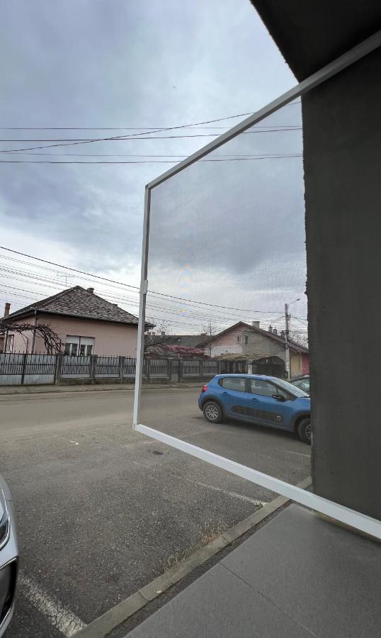 Salt Mine Retreat - Free Parking Apartment Turda Exterior photo